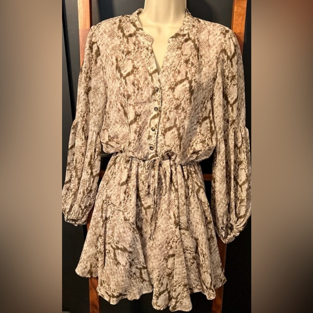 Caylo Snakeskin Print Dress Size Small like new